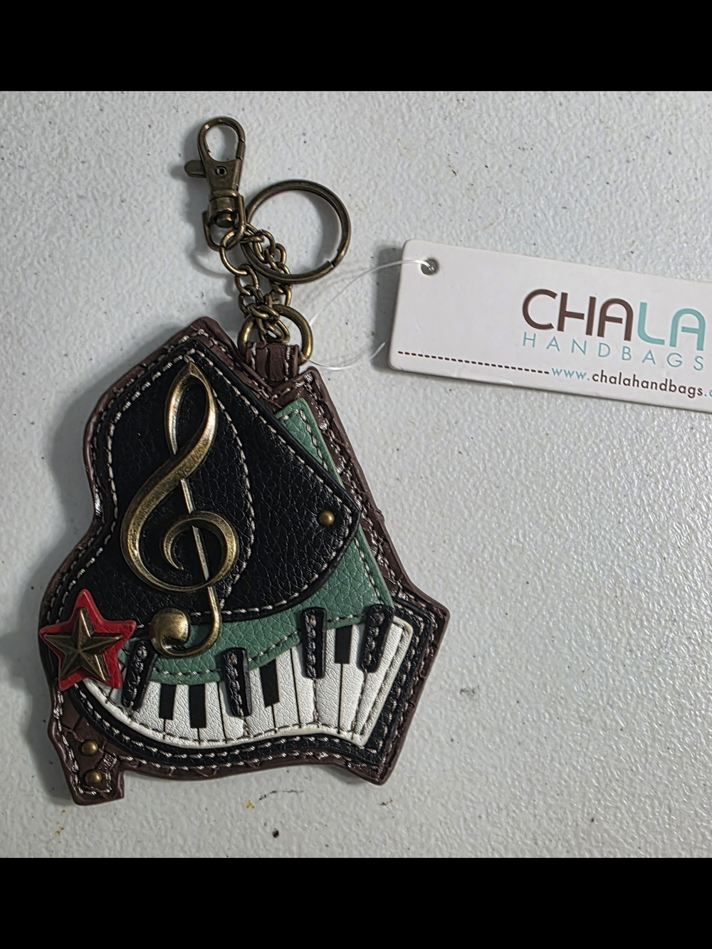New Chala Piano Zippered Wallet Brass Tone Key Chain With Tag